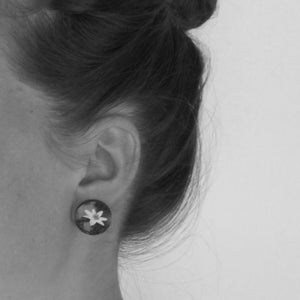 
                  
                    Anemone-earrings
                  
                